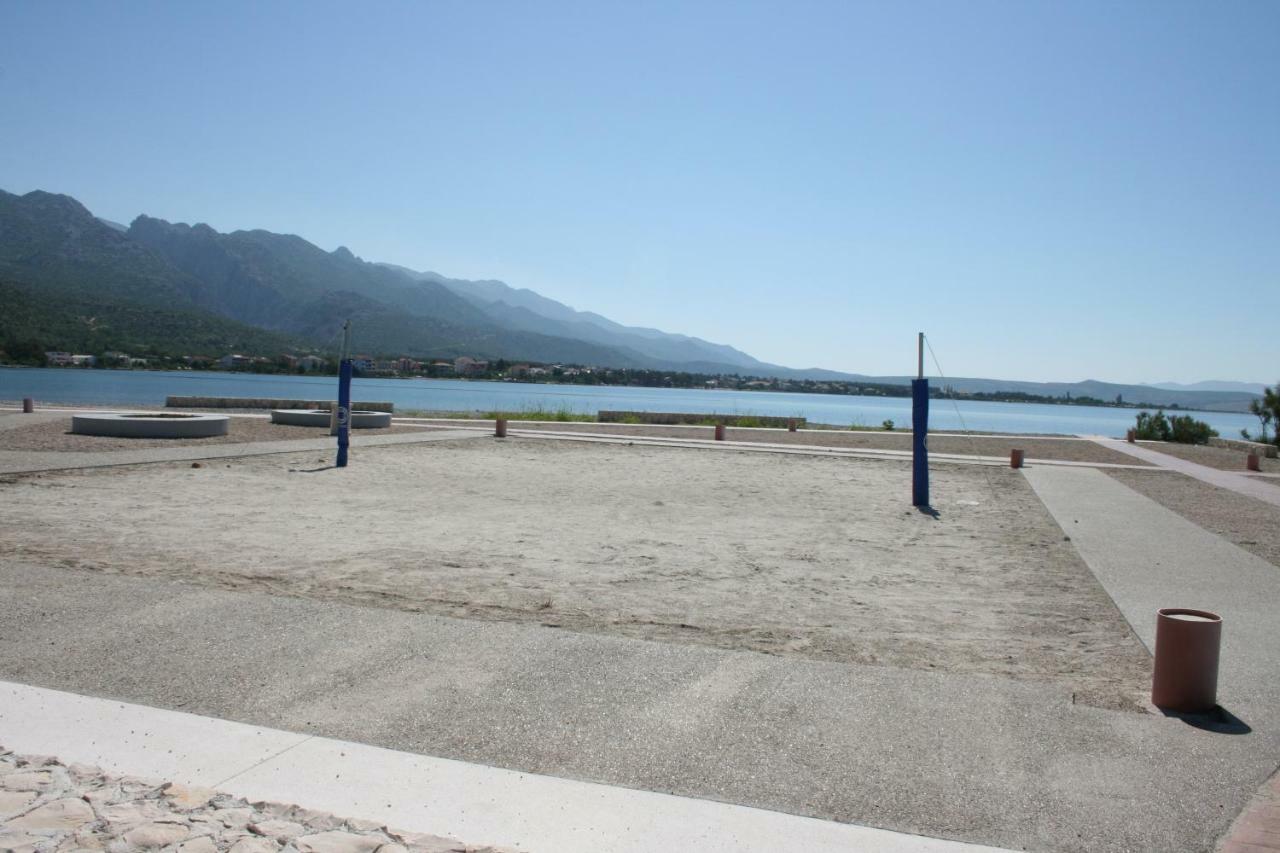 Mobile Homes Katinka, Starigrad Paklenica, Croatia Dış mekan fotoğraf